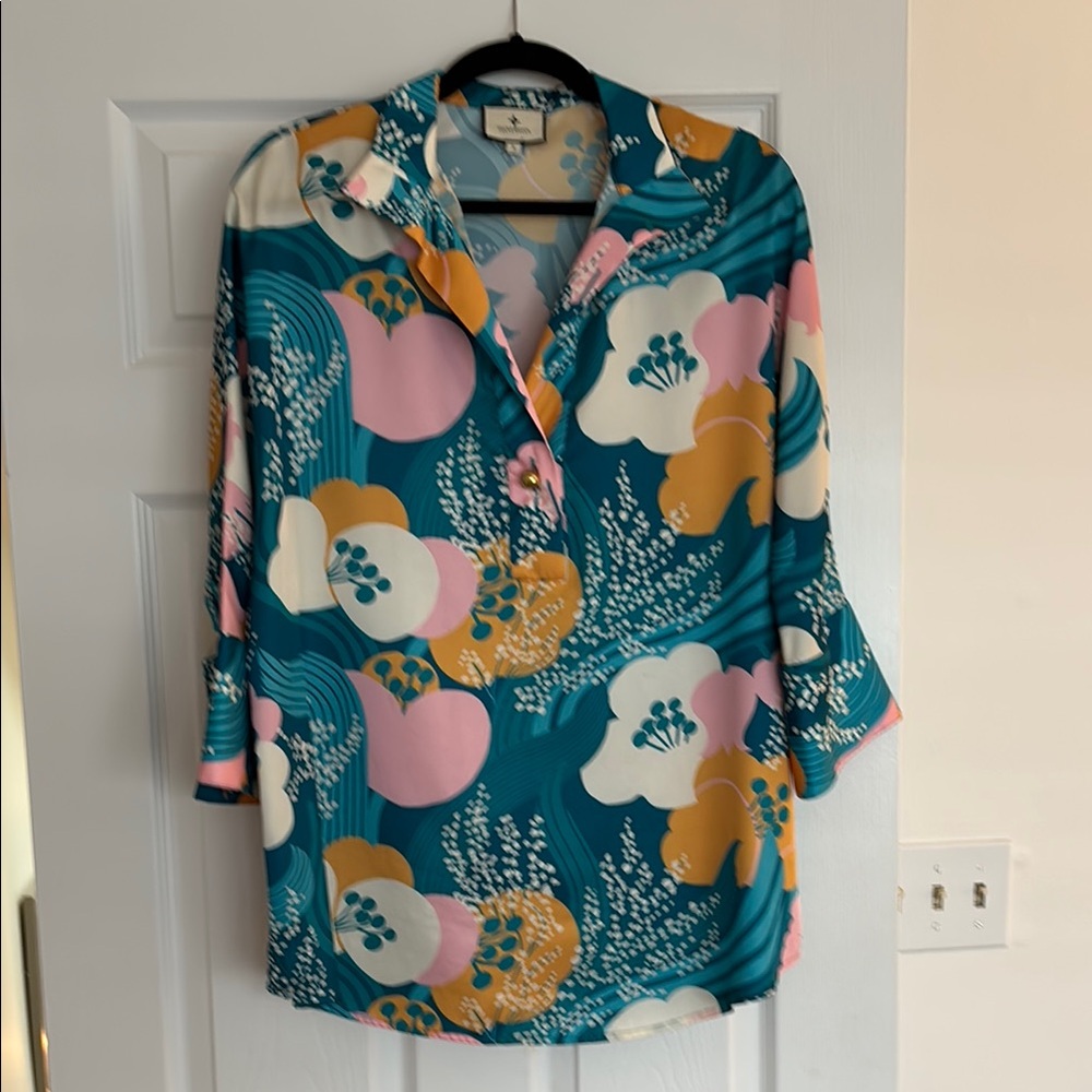 Tuckernuck Teal Blue Cuffed Sleeve Notched Collar Tunic